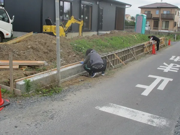 【水戸市 T様邸】土留め工事＆内装クロス工事。